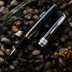 Pineider Arco Blue Bee Limited Edition Rollerball Pen 8 Pineider Arco Blue Bee Limited Edition Rollerball Pen -Noodlers Store APC 08308