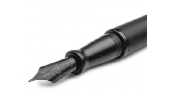 Pineider Avatar UR Matt Black Fountain Pen, Fine 4 Pineider Avatar UR Matt Black Fountain Pen, Fine - Image 2