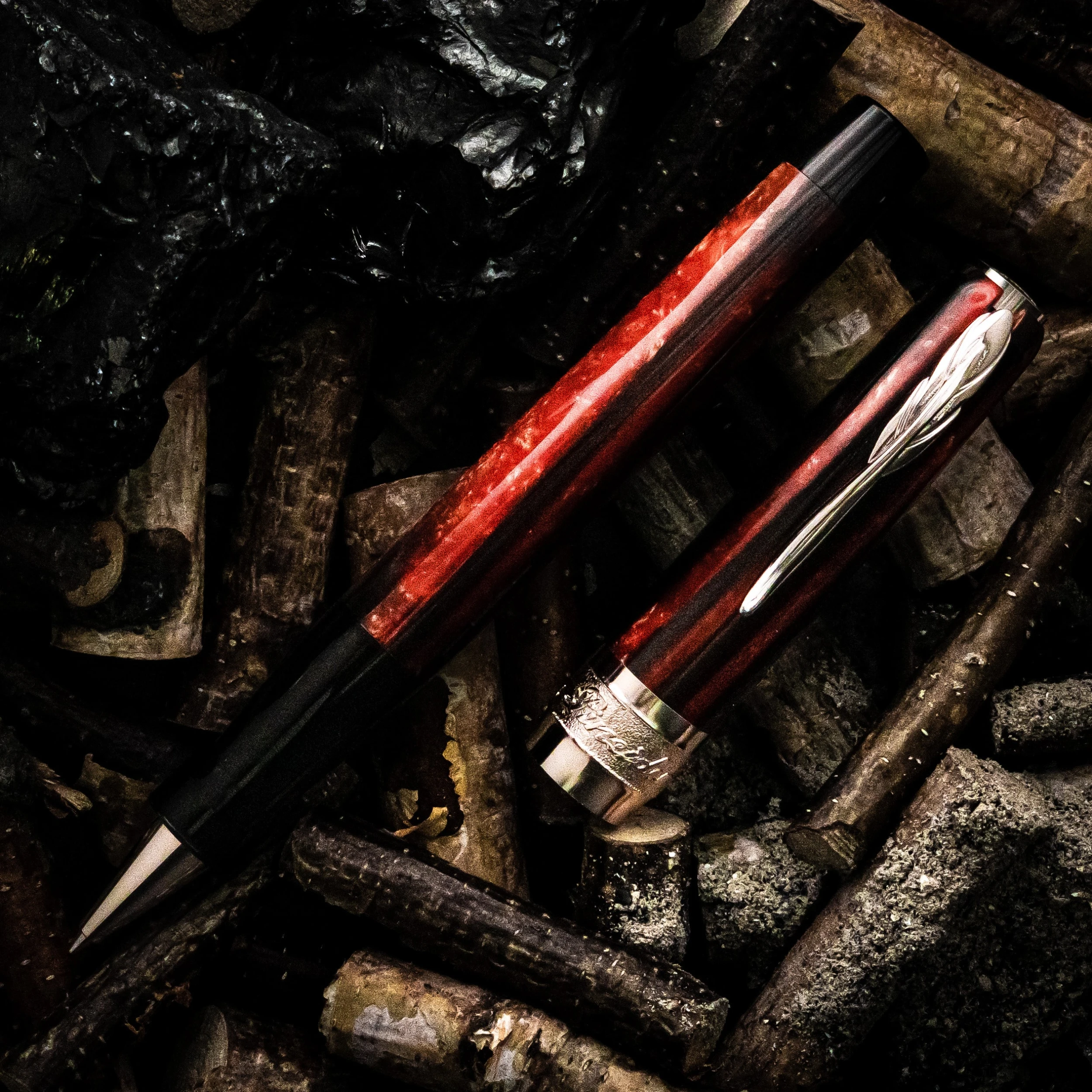 Pineider Arco Firefox Limited Edition Rollerball Pen 3 Pineider Arco Firefox Limited Edition Rollerball Pen