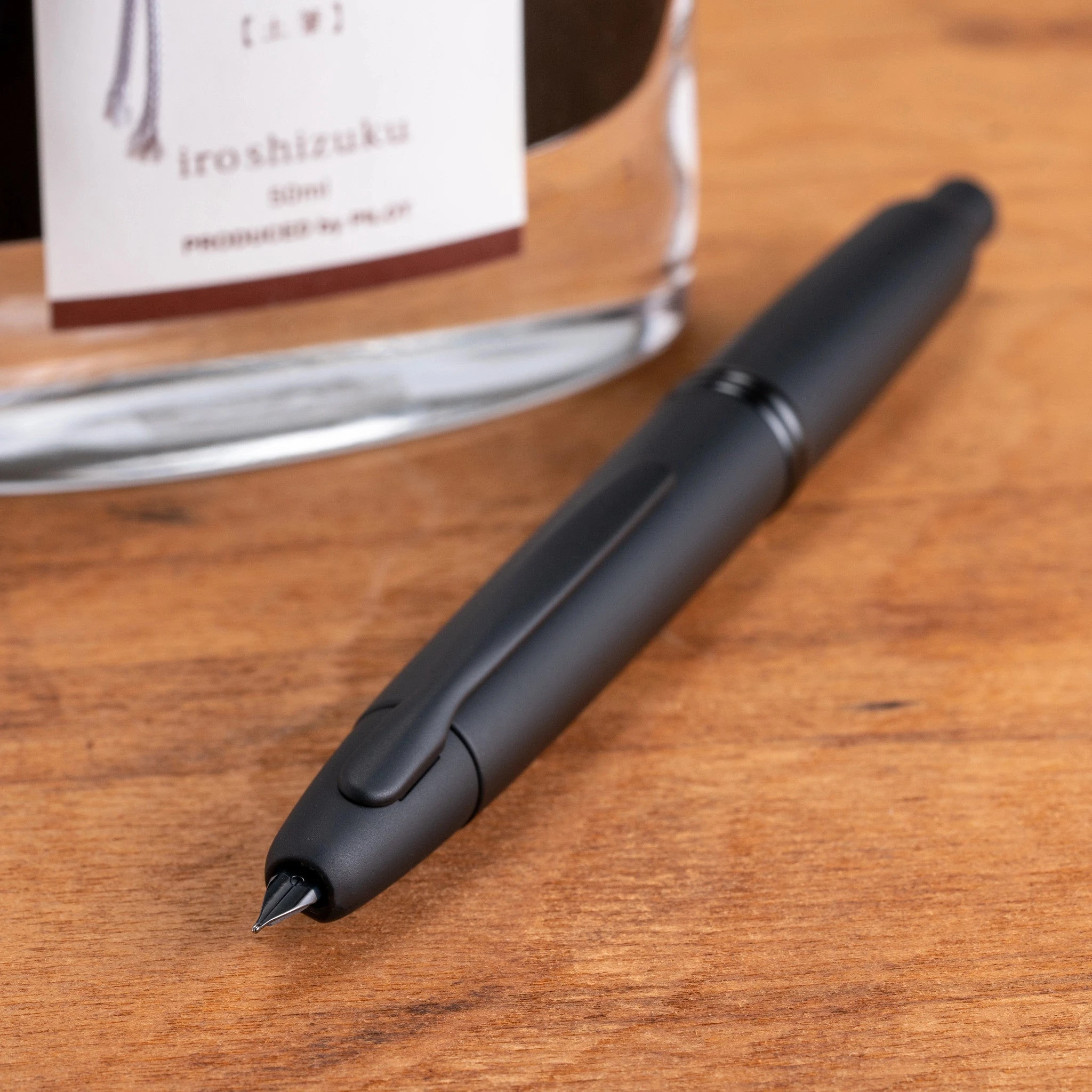 Pilot Vanishing Point Retractable Fountain Pen, Matte Black 3 Pilot Vanishing Point Retractable Fountain Pen, Matte Black